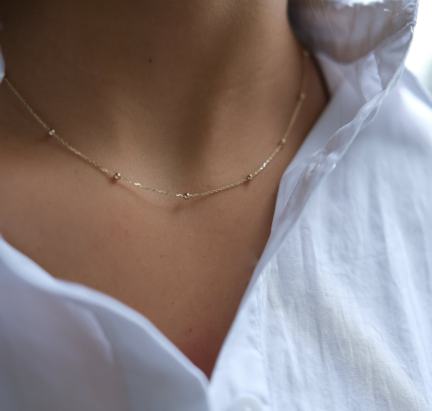 Feine 14 Karat Gold Claire Kugelkette